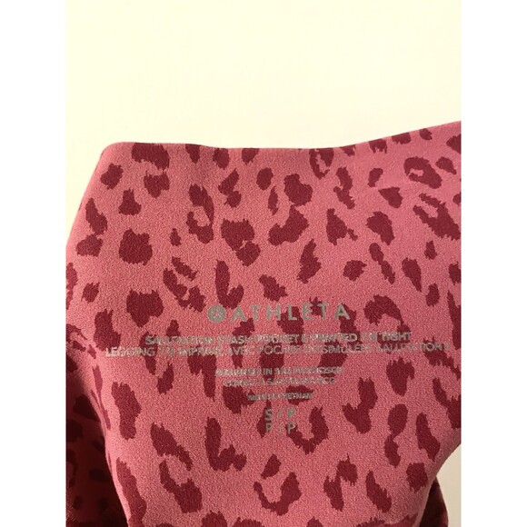 Athleta Salutation Leggings Size Small Petite Stash Pocket 7/8 Tight Leopard - Picture 7 of 7